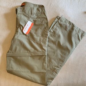 New with tags - Merrell Hiking pants - zip off to shorts - Do not fit me.